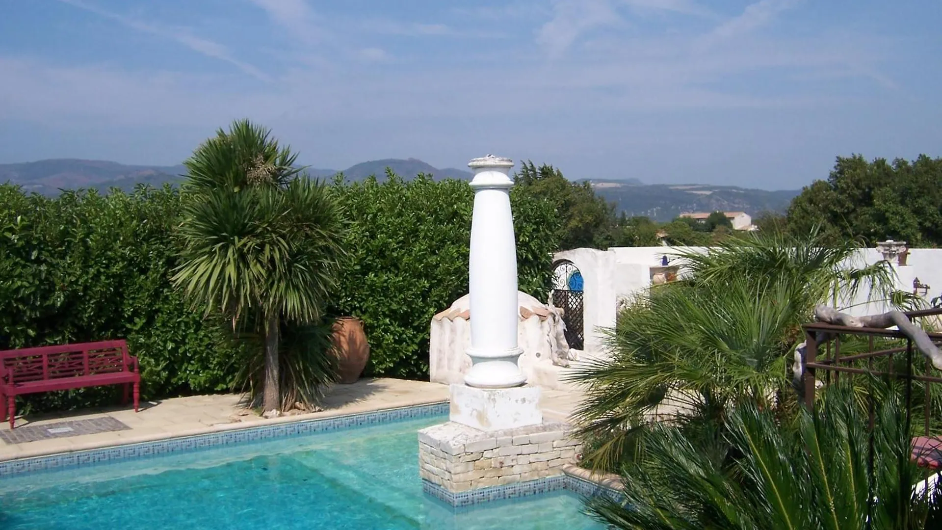 Hotel Campagne à Montélimar France